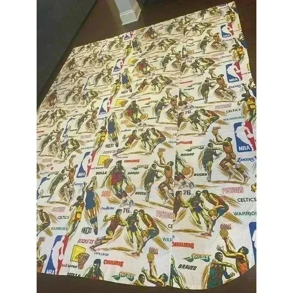 Vintage NBA Bed Sheet Basketball Team Bulls Bucks Hawks 70s Bed Sheet fabric